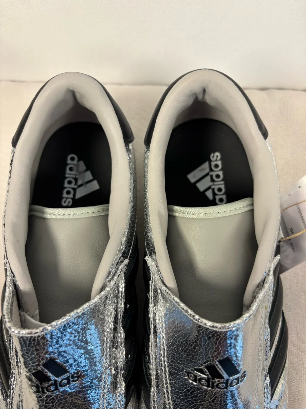 Adidas Taekwondo Women's Sz US 8.5 Silver Metallic Black Slip-On Sneaker JH9664
